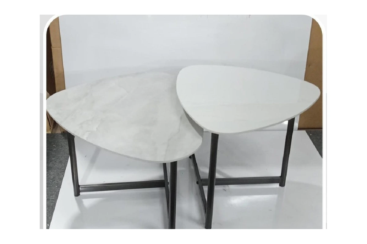 Kona nesting tables