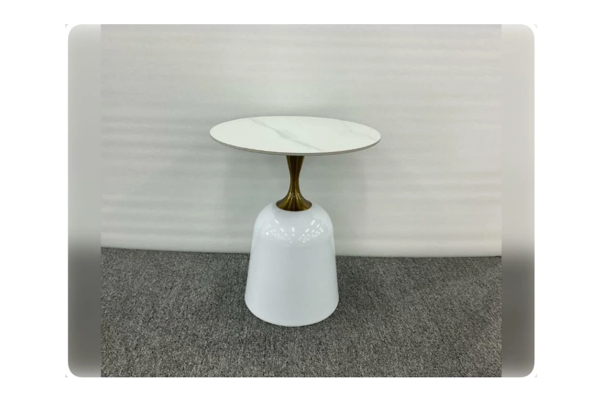 Mallika side table