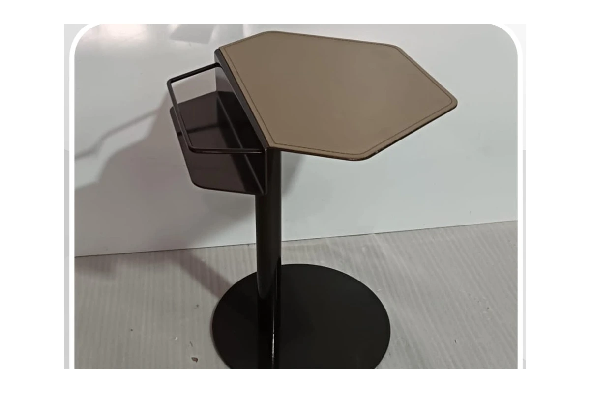 Pustaka side table