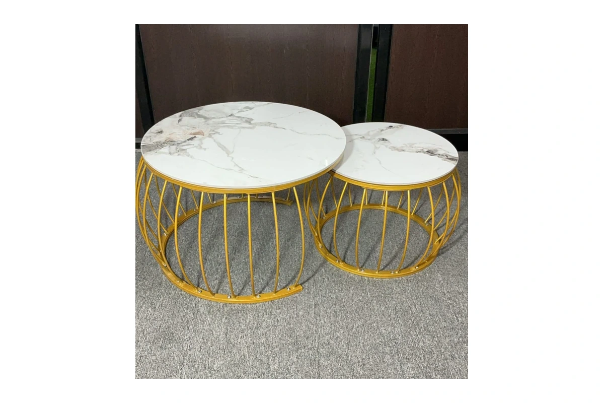 Kunja nesting tables