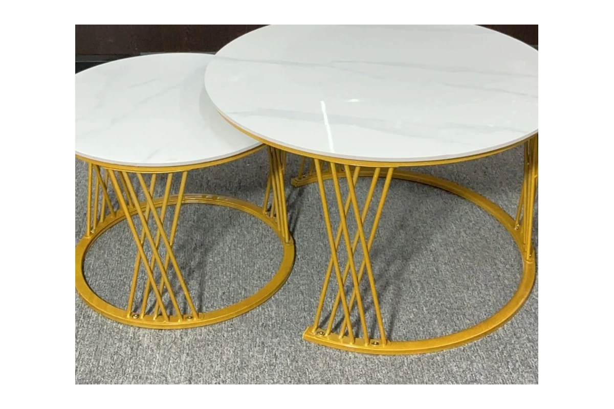 Vitana nesting tables