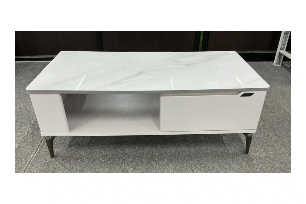 Nilaya centre table