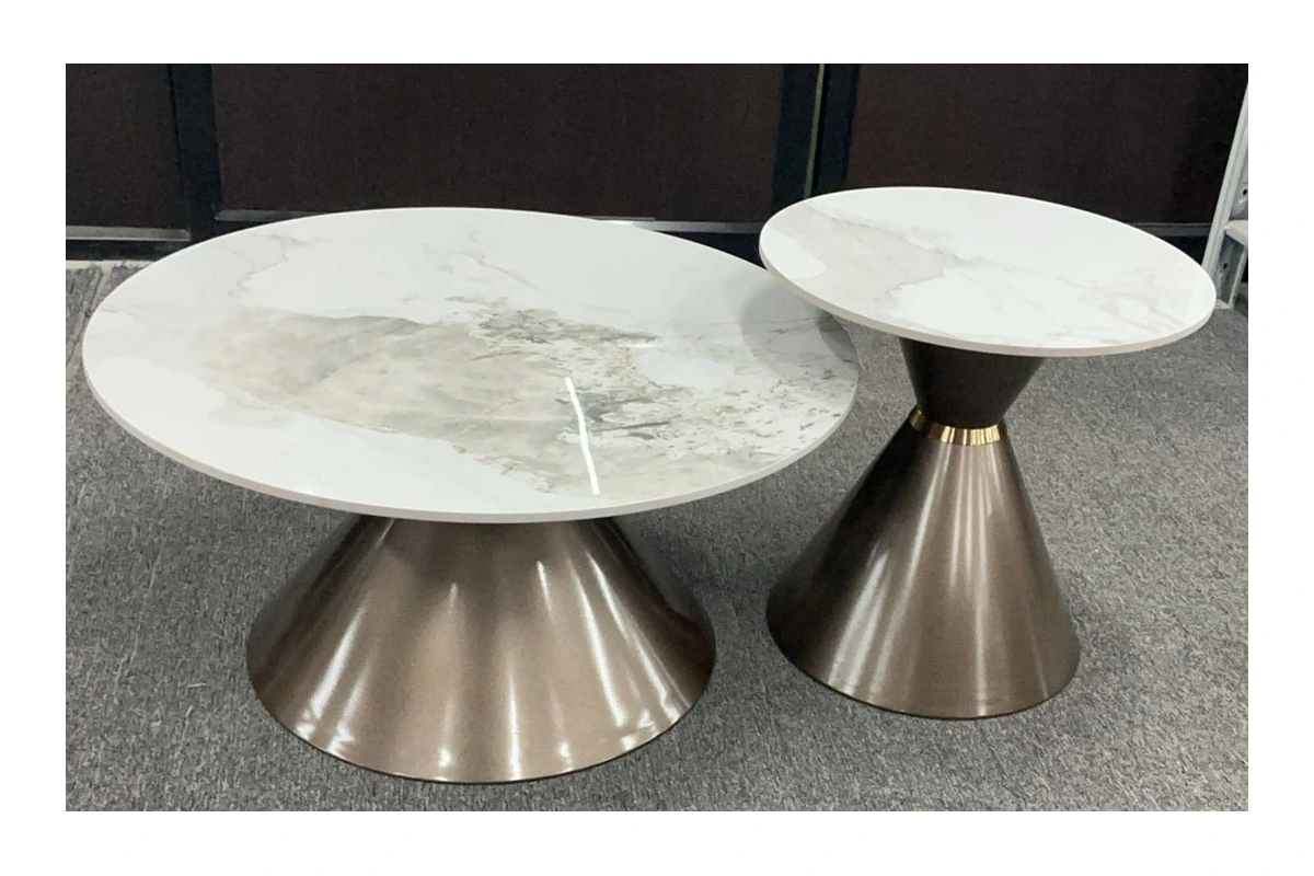 Tamravarna nesting tables