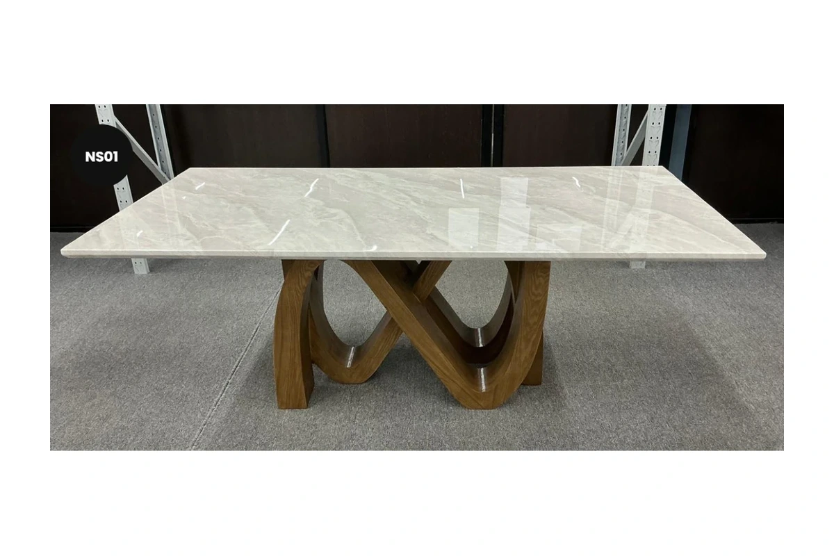 Infinity dining table