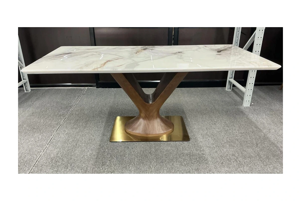 Bellini dining table