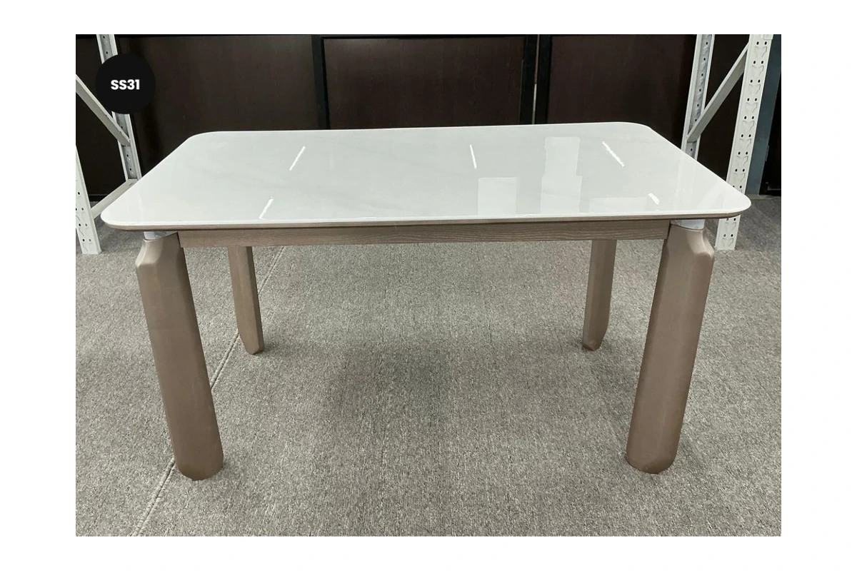 Tivoli dining table